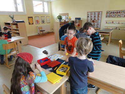 kachelmann-getriebe-an-der-montessori-schule-erfurt-workshop-kinder.jpg