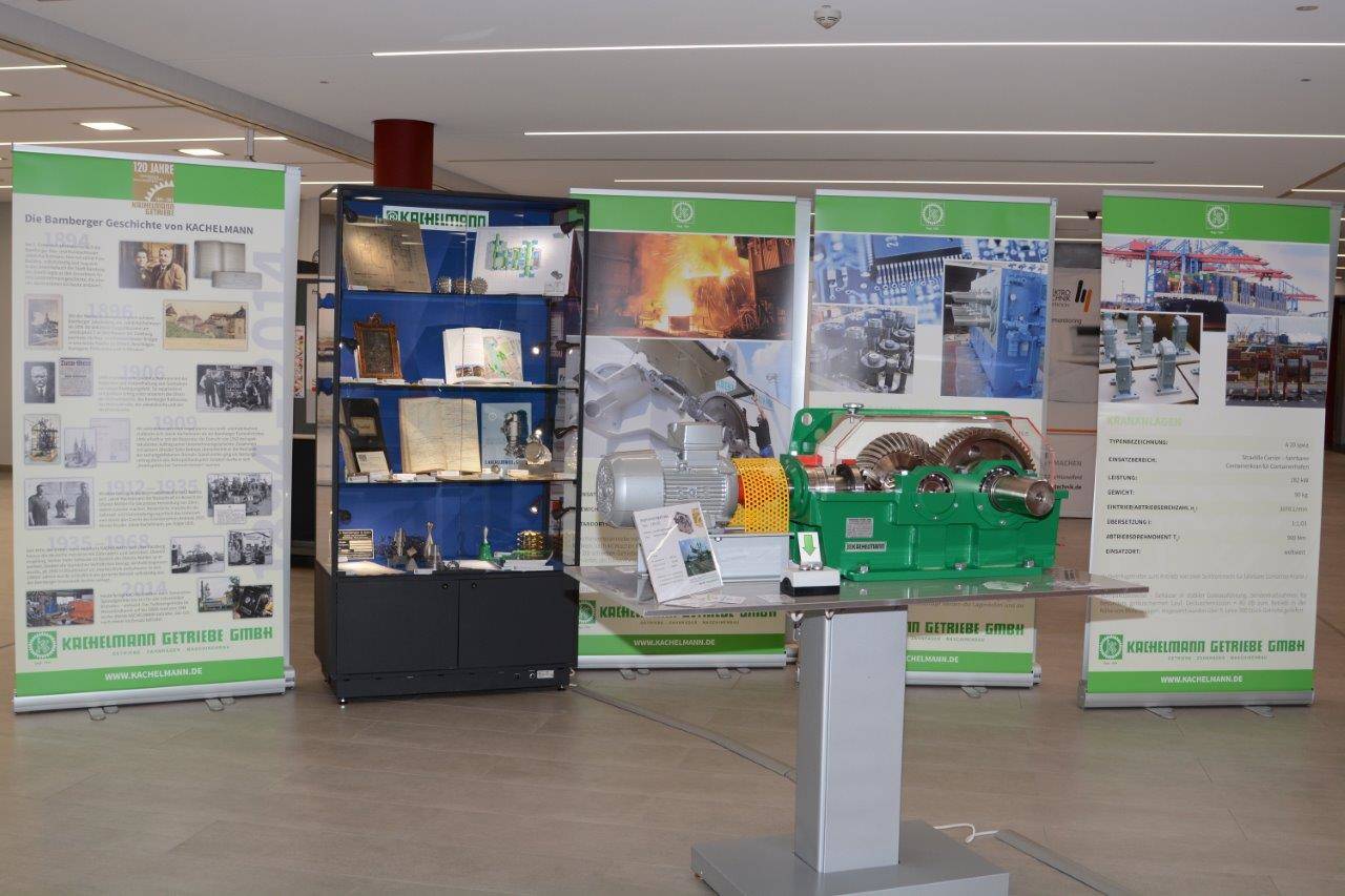 kachelmann-getriebe-unternehmertage-bamberg-stand-waehrend-der-ausstellung.jpg