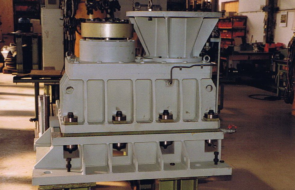 kachelmann-getriebe-referenzen-turbinengetriebe-fuer-wasserkraftanlage-in-der-fertigung.jpg
