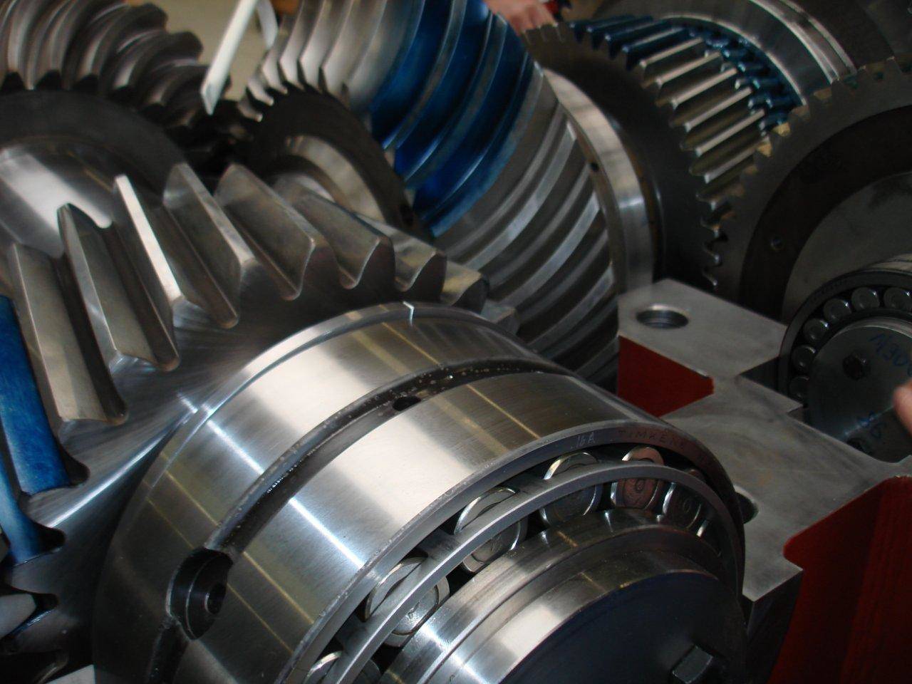 In der Fertigungshalle der Firma KACHELMANN GETRIEBE GmbH wird das acht Tonnen Walzwerksgetriebe gefertigt. Zu sehen ist die Innenansicht des Förderbandantriebs. KACHELMANN GETRIEBE GmbH